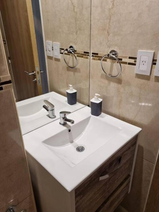 ブエノスアイレスMonoambiente En San Telmo Nuevo! A Estrenar! 22アパートメント エクステリア 写真